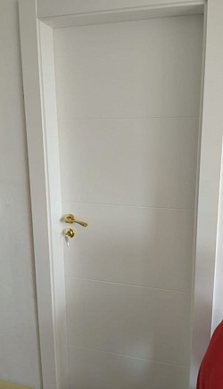 Puertas Lacadas con junta isofonica 425€